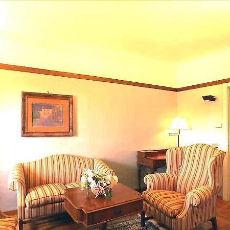 Hotel&Ristorante Miramonti Palazzo Storico Rieti Buitenkant foto