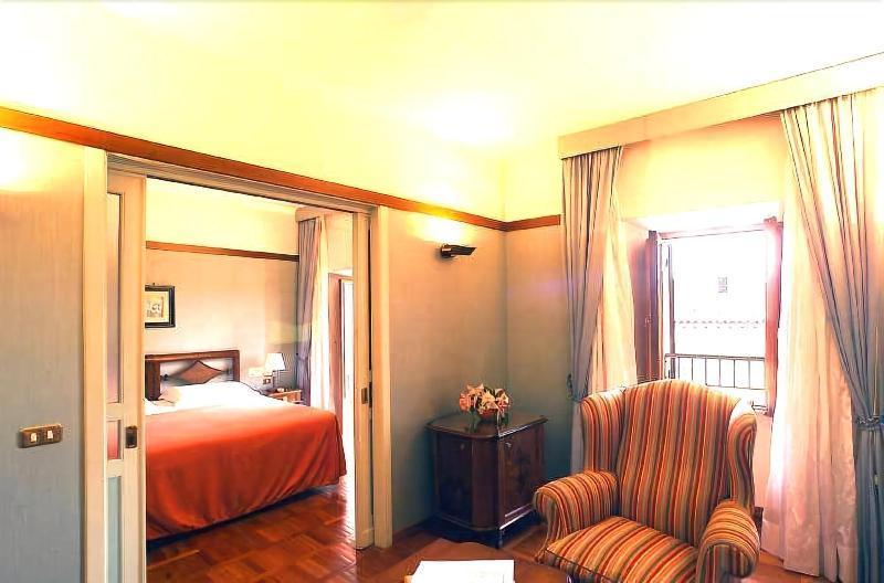 Hotel&Ristorante Miramonti Palazzo Storico Rieti Buitenkant foto