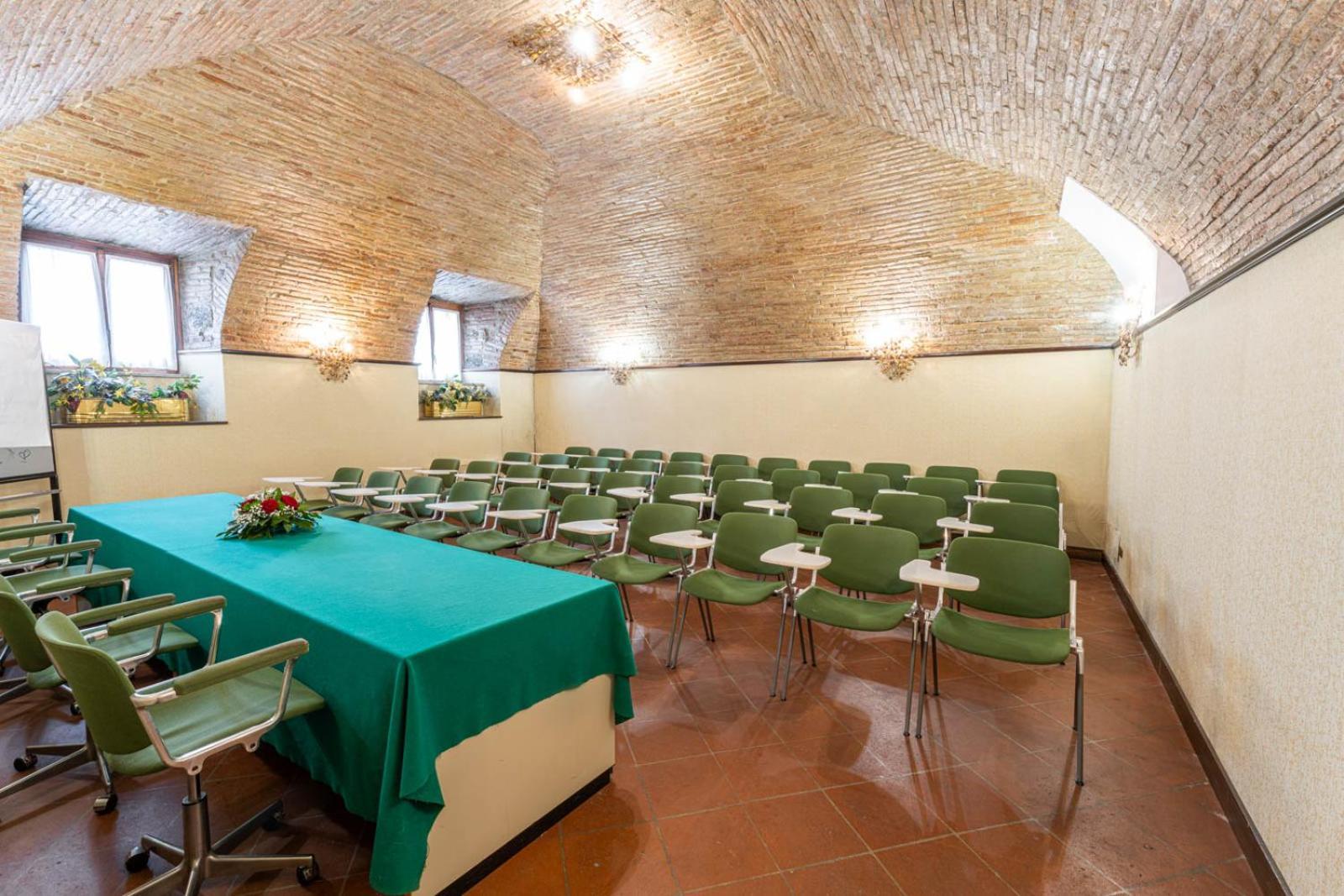 Hotel&Ristorante Miramonti Palazzo Storico Rieti Buitenkant foto