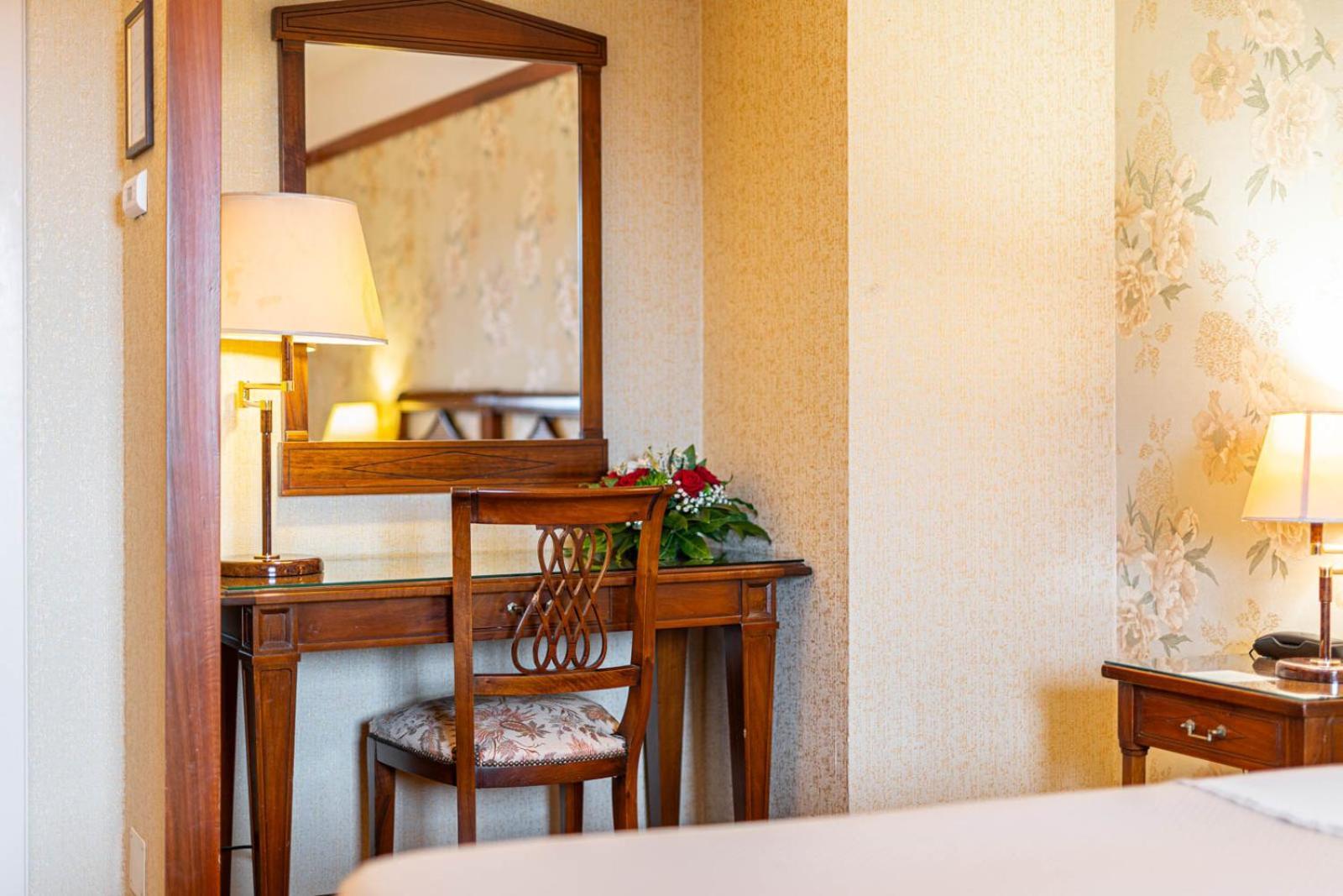 Hotel&Ristorante Miramonti Palazzo Storico Rieti Buitenkant foto